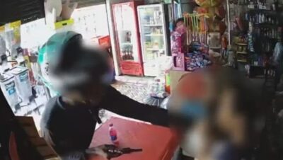 No início da tarde desta quinta-feira (23), mais um caso de assalto foi registrado na Rua Corrêa de Araújo, no bairro Liberdade em São Luís. A vítima foi uma proprietária de um comércio da região que foi assaltada por um homem que se passou como cliente.