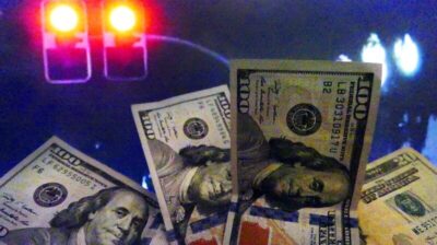 Bolsa bate recorde e dólar cai após reunião entre Lula e Trump