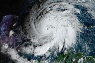 Melissa chega com força em Cuba