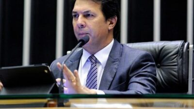 Reunião da CPMI de 8 de janeiro é cancelada após confusão e gritaria