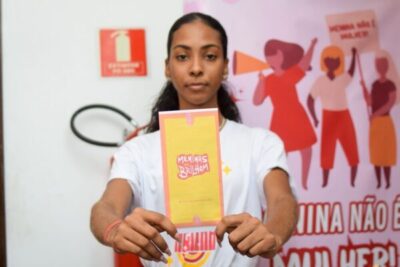 “Menina não é mulher”: ONG Meninas que Brilham realiza intervenção cultural pelo direito à infância