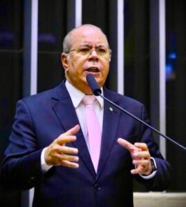 Hildo Rocha defende política justa de reajuste para aposentados e pensionistas