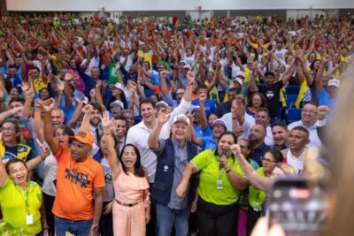 Orleans reconhece importância dos agentes de saúde