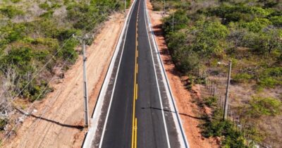 Brandão inaugura estrada entre Araioses e Água Doce, ligando os Lençóis ao Delta