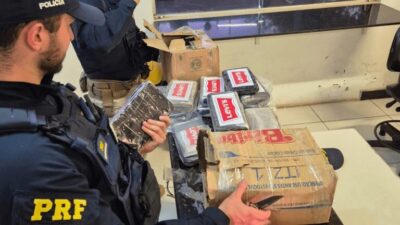 PRF apreende 22 kg de cocaína em caminhão que transportava sucata, em São Luís