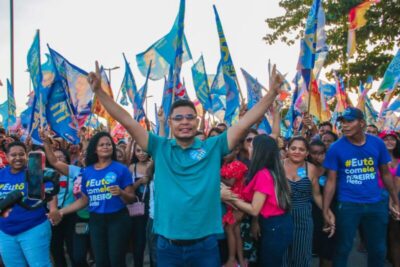 Ribeiro Neto reúne mais de 1000 pessoas em caminhada de encerramento na Cidade Operária