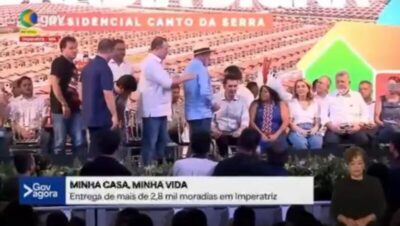 Coronel-oligarca Brandão humilha vice-governador no palanque e empurra sobrinho para puxar saco do presidente Lula