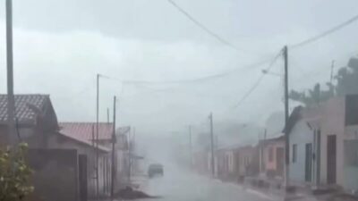 Chuva de granizo surpreende moradores de Riachão, no Sul do Maranhão