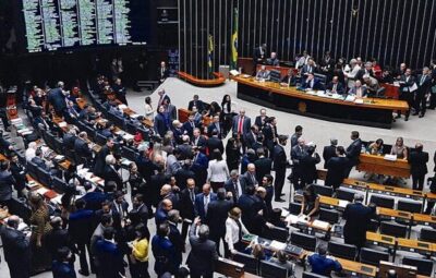 Câmara dos Deputados aprova licença menstrual de até dois dias por mês