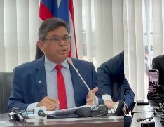 Dinistas transformam coletiva em colcha de retalhos de insatisfações com Brandão