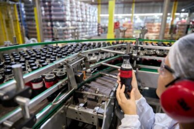 Solar Coca-Cola investe R$ 150 milhões para implantar uma nova linha de PET em São Luís