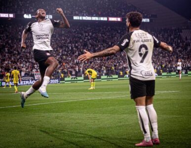 Corinthians e Bragantino vencem seus jogos neste domingo pelo Brasileirão