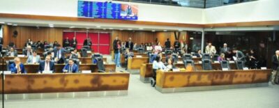 ALEMA: Plenário aprova PL que obriga impressão do número do IMEI nas notas fiscais de celulares