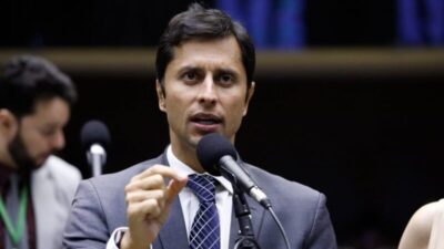 Duarte Jr. pede investigação do TCE sobre substituição em massa de pediatras no Hospital da Criança de São Luís