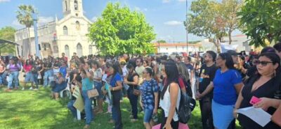 Professores realizam manifestação em frente à Prefeitura de Timon cobrando providências e pautas urgentes da gestão