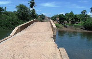 Pontes de João Peres – 50 anos de história e abandono – Blog do Daby Santos