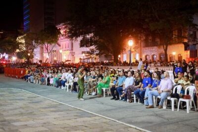 Governador Carlos Brandão fez abertura do videomapping na fachada do Palácio dos Leões