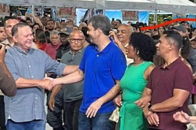 O final de semana ficou marcado com a Imagem de Brandão e Braide trocam cumprimentos e sorrisos em São Luís