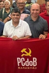 Comunistas entregam SECID