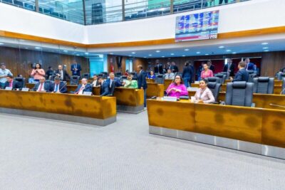 Assembleia celebra 25 anos do Núcleo de Acessibilidade de Uema em sessão solene