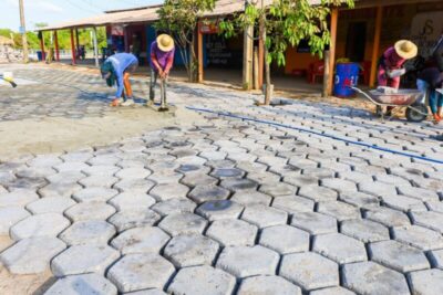 Gestão Gilson Lima leva obras de pavimentação ao Distrito de Três Furos