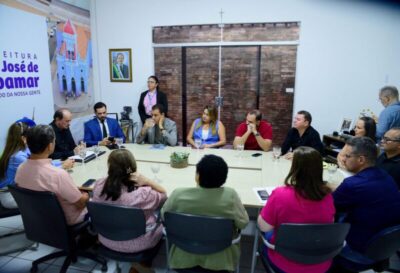 Dr. Julinho assina projeto de lei que autoriza concurso público com quase 2 mil vagas em São José de Ribamar