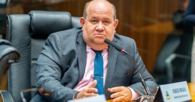 “Estão mostrando um cavalo dizendo que é um boi”, afirma Fred Maia…