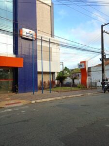 Estudante acusa SENAC de calote após mudanças sucessivas para início de curso profissionalizante