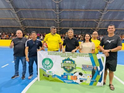 Prefeito Zezão e vice-prefeita Geraldina reinauguram Ginásio Poliesportivo Severino Nunes e abrem Campeonato de Futsal da Palmerinha