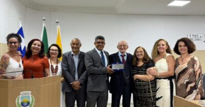 Aos 95 anos, ex-vereador Lauriano Matos recebe Título de Cidadão Timonense em cerimônia marcada por emoção e reconhecimento