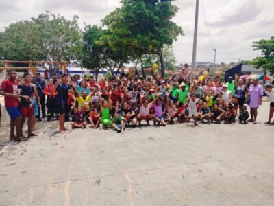 Banho de Alegria e Campeonato de Travinha marcam comemoração do Dia das Crianças na Praça da Bíblia, Região Centro
