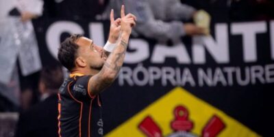 Corinthians vence Atlético Mineiro com belo gol