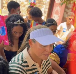 Ação liderada por Katma Belém percorreu diversos bairros levando sorrisos, brincadeiras, presentes e esperança as crianças de Cururupu