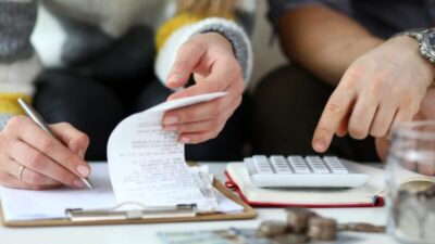 Endividamento das famílias com o Crédito do Trabalhador cresce 80% em cinco meses, diz Banco Central