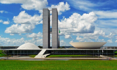 Governo tenta conter crise com União e PP e articula permanência de ministros para preservar base aliada