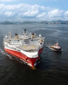 Maior navio sísmico do mundo chega ao Maranhão para pesquisa de petróleo e gás na Margem Equatorial em Barreirinhas