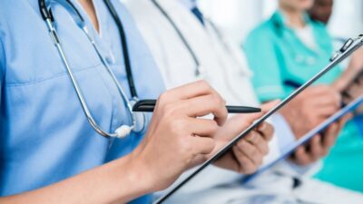 MEC suspende por 120 dias edital para novos cursos de medicina