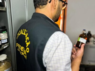 POLÍCIA CIVIL FECHA LABORATÓRIO CLANDESTINO DE MEDICAMENTOS EM ITAPECURU-MIRIM