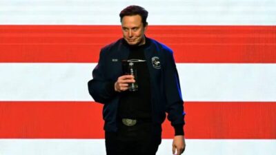 Musk lança Grokipedia, enciclopédia digital que promete ser “dez vezes mais verdadeira” do que a Wikipedia