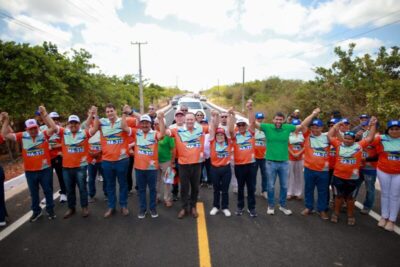 Brandão entrega implantação da MA-312 que liga os Lençóis ao Delta do Parnaíba