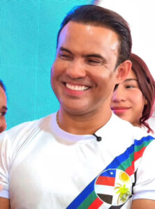 Prefeito Edilson celebra aniversário em clima de alegria ao lado de professores e da população de Palmeirândia