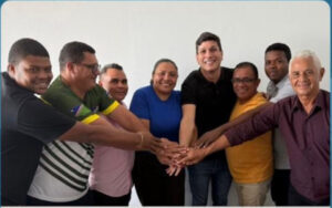 Prefeita Fechinha e vereadores de Central do Maranhão se reúnem com o secretário de Estado da Saúde Tiago Fernandes