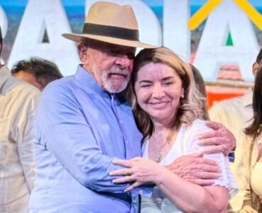 Iracema Vale celebra conquistas em Imperatriz ao lado do presidente Lula