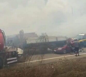 PRF regista grave engavetamento com carros e caminhões no Campo de Perizes