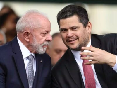 Após reunião com Alcolumbre, Lula adia escolha do novo ministro do STF