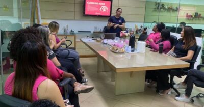 Outubro Rosa inspira diálogo e conscientização sobre a saúde da mulher na Operadora Maxx