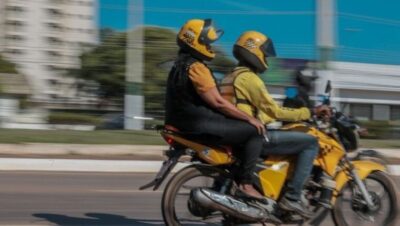 Trabalho por aplicativos cresce 25% em dois anos e alcança 1,7 milhão de pessoas, aponta IBGE