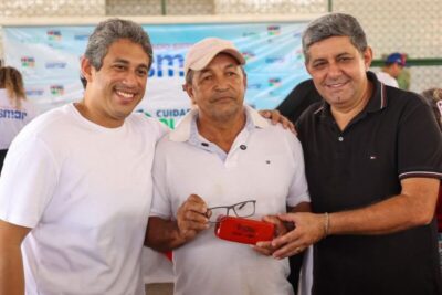 Deputado Osmar Filho acompanha entrega de óculos em Matinha e Olinda Nova