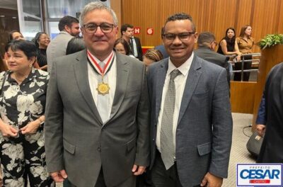 Prefeito César Castro participa da entrega de Medalha Manuel Beckman para Márcio Ribeiro Machado, pela Assembleia Legislativa