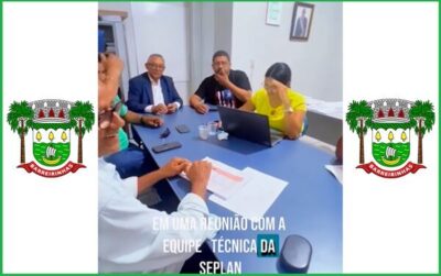 Prefeito Dr. Amilcar Rocha, reune sua equipe de obras, para análises detalhadas, do projeto de calçamento de Rua